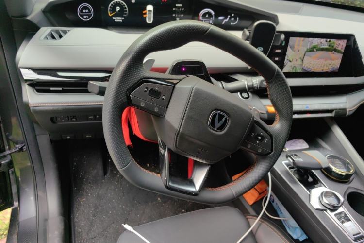 Used CHANGAN UNI-V 2022 1.5T Prestige Version Steering Wheel