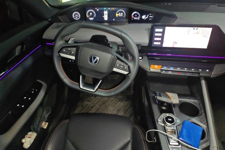 Used CHANGAN UNI-V 2022 1.5T Prestige Version Steering Wheel
