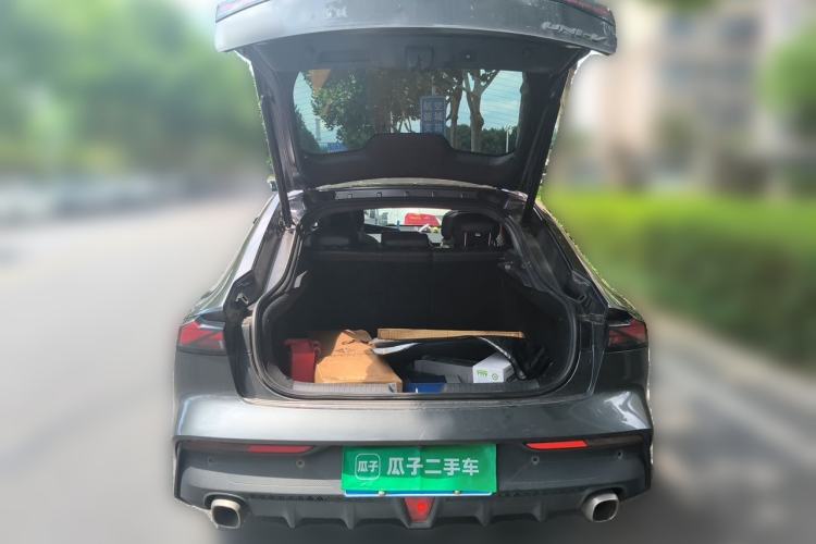 Used CHANGAN UNI-V 2022 1.5T Prestige Version Trunk