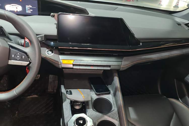 Used CHANGAN UNI-V 2022 1.5T Sport Edition Audio And AC Panel