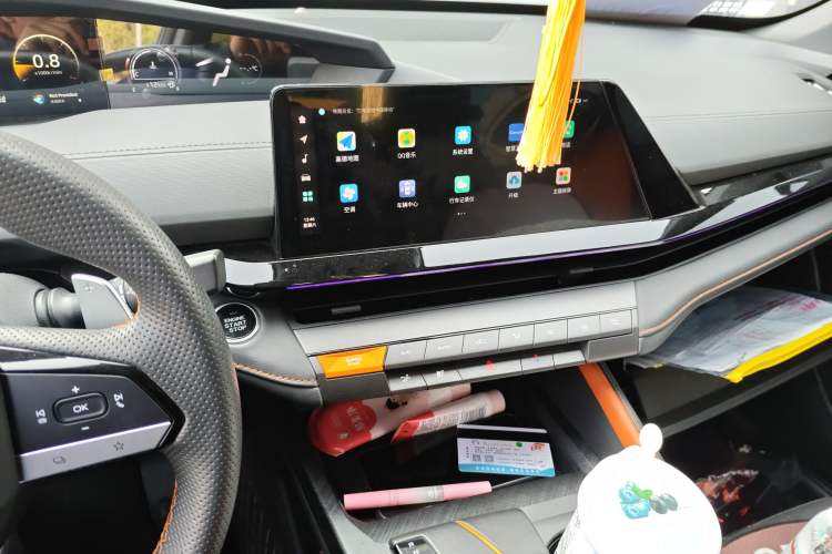 Used CHANGAN UNI-V 2022 1.5T Prestige Version Audio And AC Panel