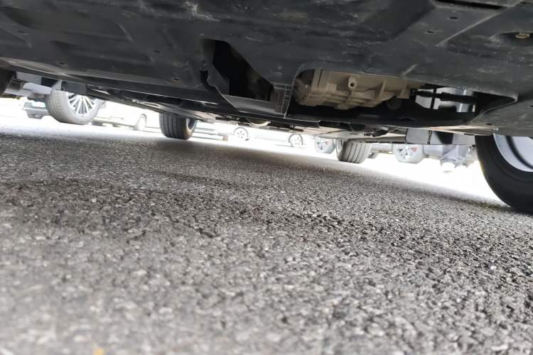 Used CHANGAN UNI-V 2022 1.5T Prestige Version Chassis Front