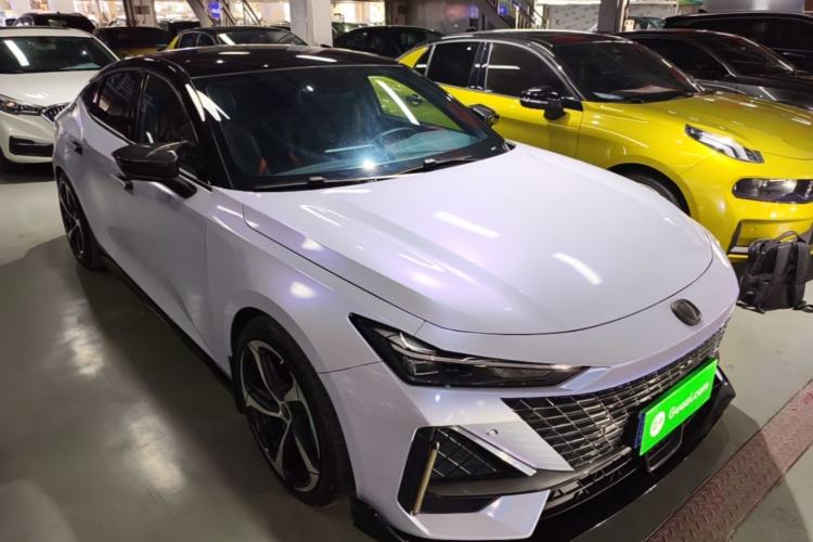 Used CHANGAN UNI-V 2022 1.5T Sport Edition Exterior 1