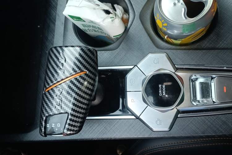 Used CHANGAN UNI-V 2022 1.5T Smart Navigation Version Gear Lever