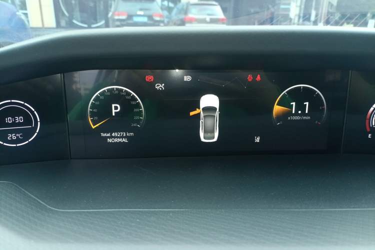 Used CHANGAN UNI-V 2022 1.5T Smart Navigation Version Instrument Cluster