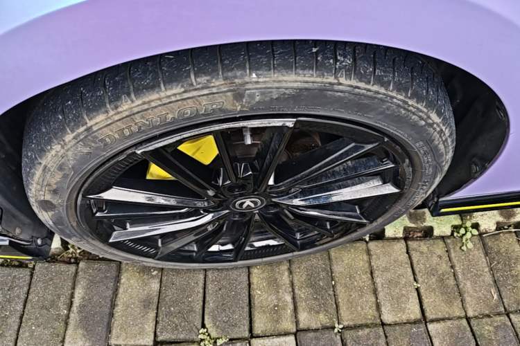 Used CHANGAN UNI-V 2022 1.5T Sport Edition Left Front Wheel Hub