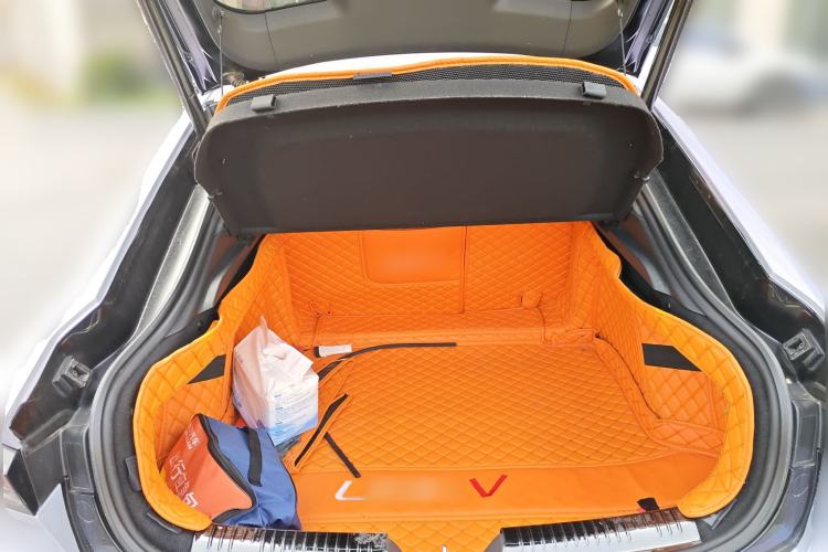 Used CHANGAN UNI-V 2022 1.5T Prestige Version Trunk