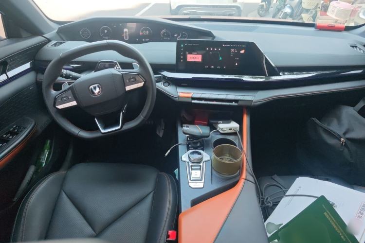 Used CHANGAN UNI-V 2022 1.5T Smart Navigation Version Center Console