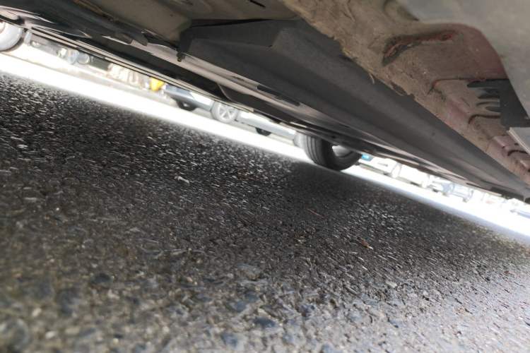 Used CHANGAN UNI-V 2022 1.5T Prestige Version Chassis Front Left