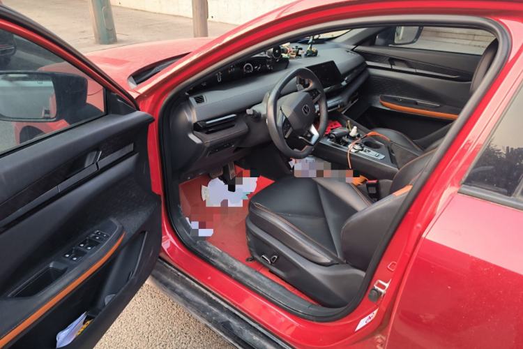 Used CHANGAN UNI-V 2022 1.5T Sport Edition Driver Seat