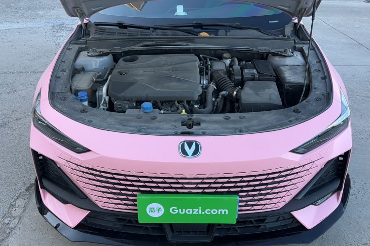 Used CHANGAN UNI-V 2022 1.5T Sport Edition Engine Bay