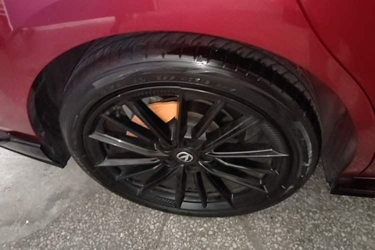 Used CHANGAN UNI-V 2022 1.5T Sport Edition Exterior 3