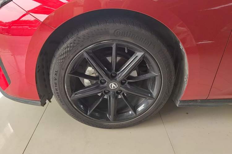 Used CHANGAN UNI-V 2022 1.5T Prestige Version Exterior 4