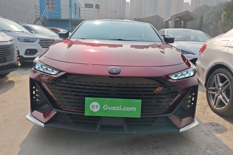 Used CHANGAN UNI-V 2022 1.5T Prestige Version Front