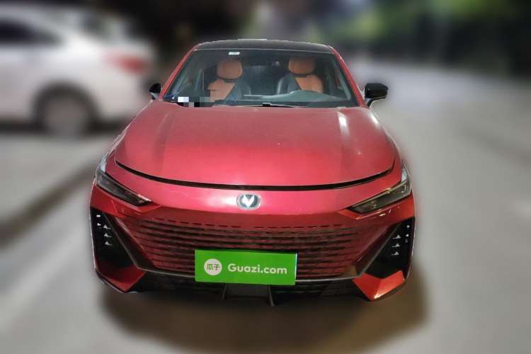 Used CHANGAN UNI-V 2022 1.5T Prestige Version Front