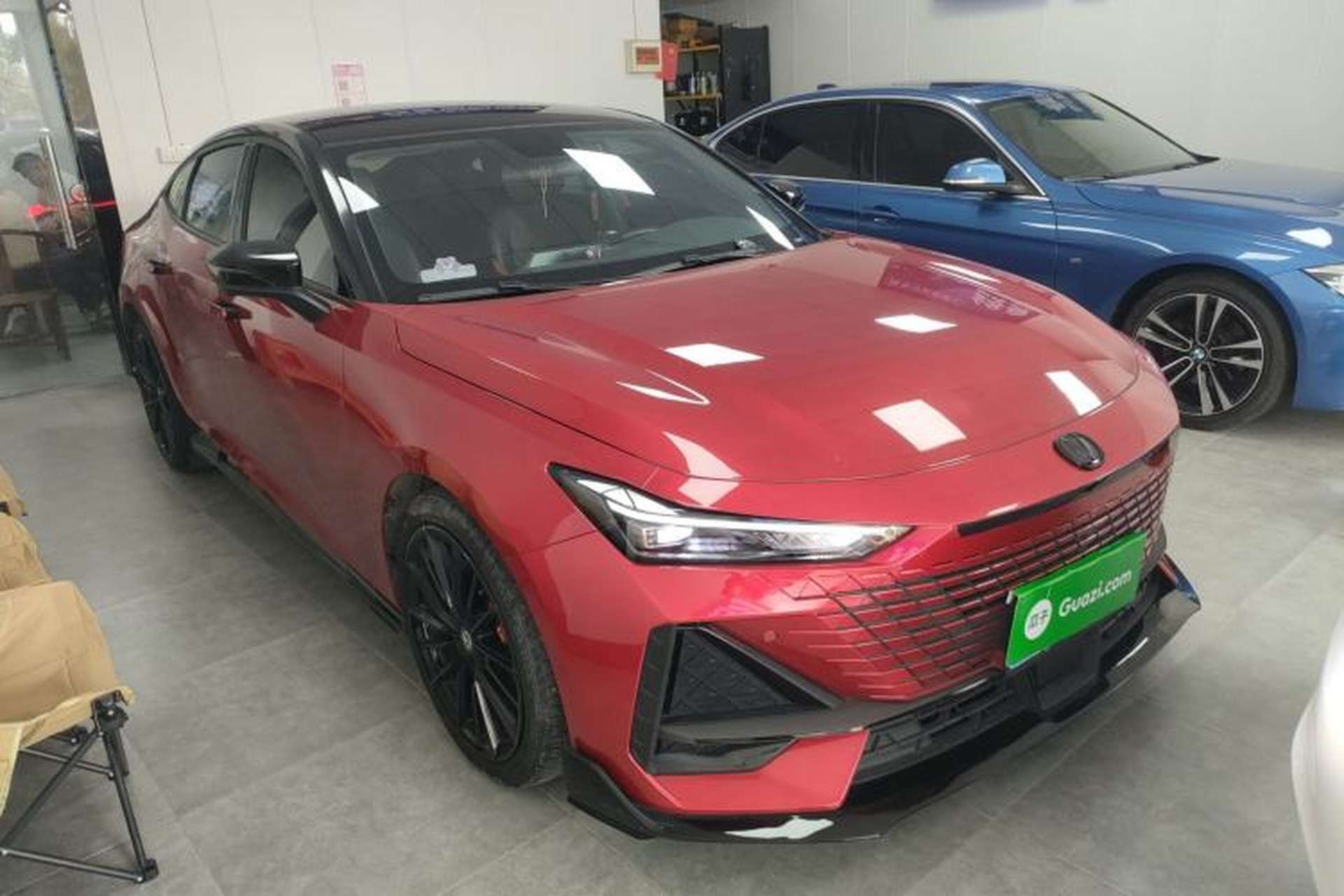 Used CHANGAN UNI-V 2022 1.5T Sport Edition Front Right 45 Deg