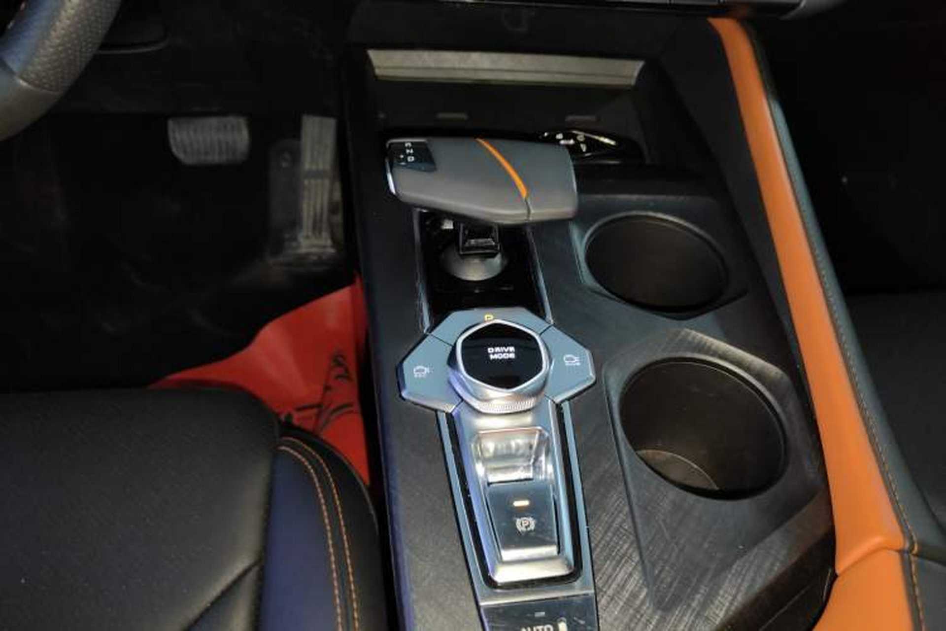 Used CHANGAN UNI-V 2022 1.5T Prestige Version Gear Lever