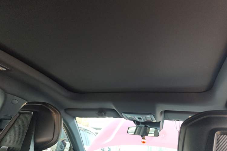 Used CHANGAN UNI-V 2022 1.5T Prestige Version Headliner
