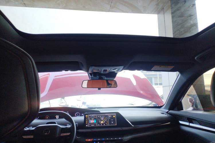 Used CHANGAN UNI-V 2022 1.5T Prestige Version Headliner