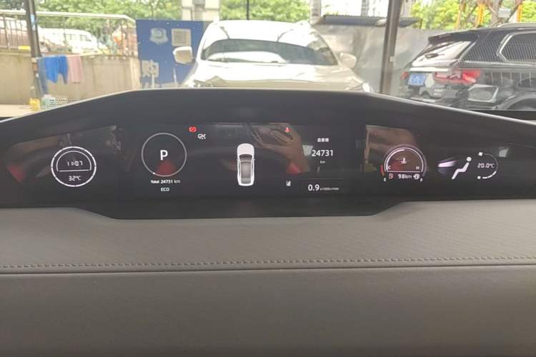 Used CHANGAN UNI-V 2022 1.5T Prestige Version Instrument Cluster