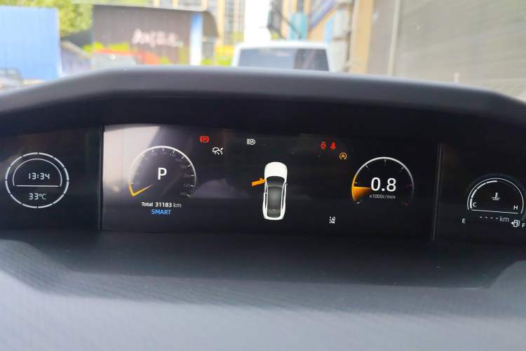 Used CHANGAN UNI-V 2022 1.5T Smart Navigation Version Instrument Cluster