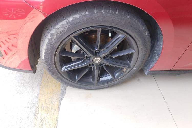 Used CHANGAN UNI-V 2022 1.5T Prestige Version Left Front Wheel Hub