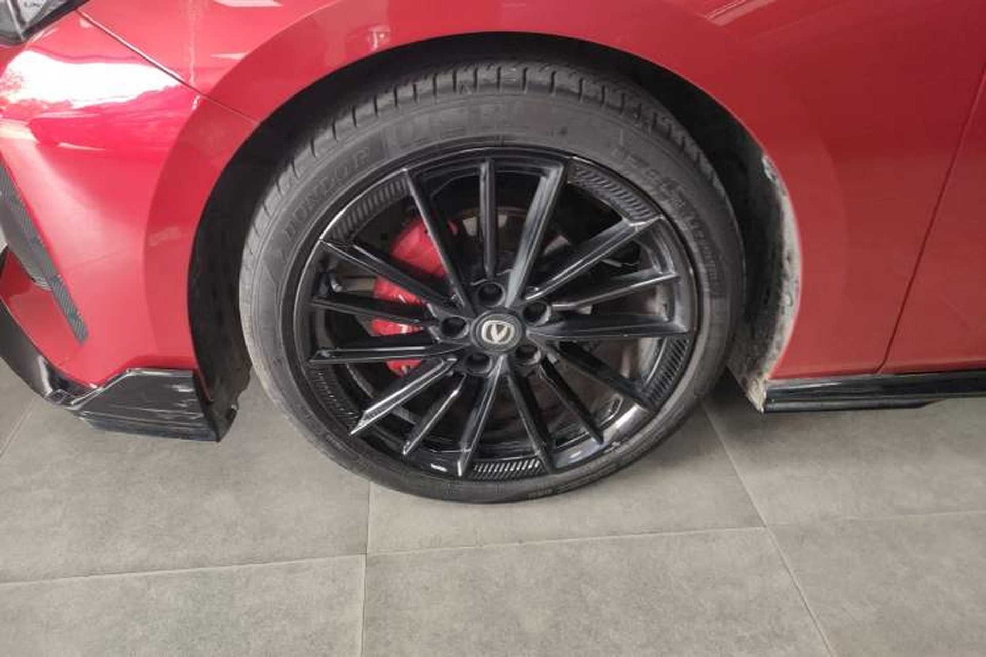 Used CHANGAN UNI-V 2022 1.5T Sport Edition Left Front Wheel Hub