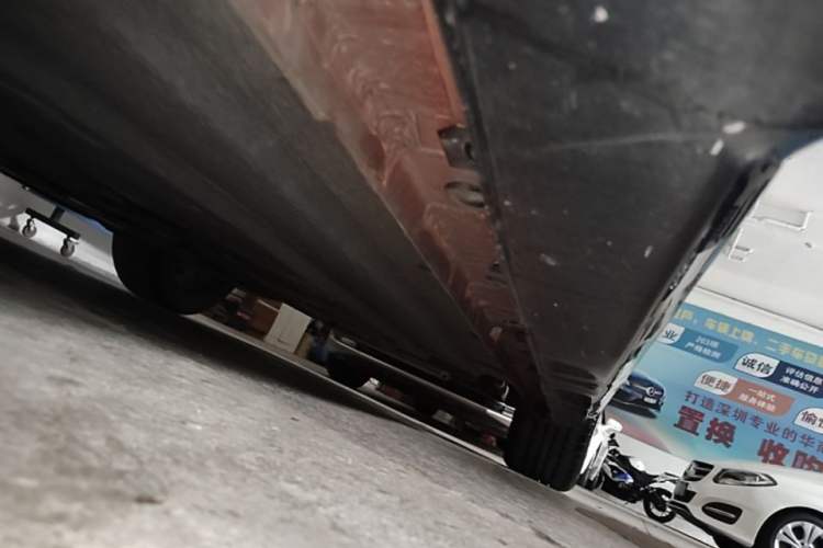 Used CHANGAN UNI-V 2022 1.5T Sport Edition Left Side Sill