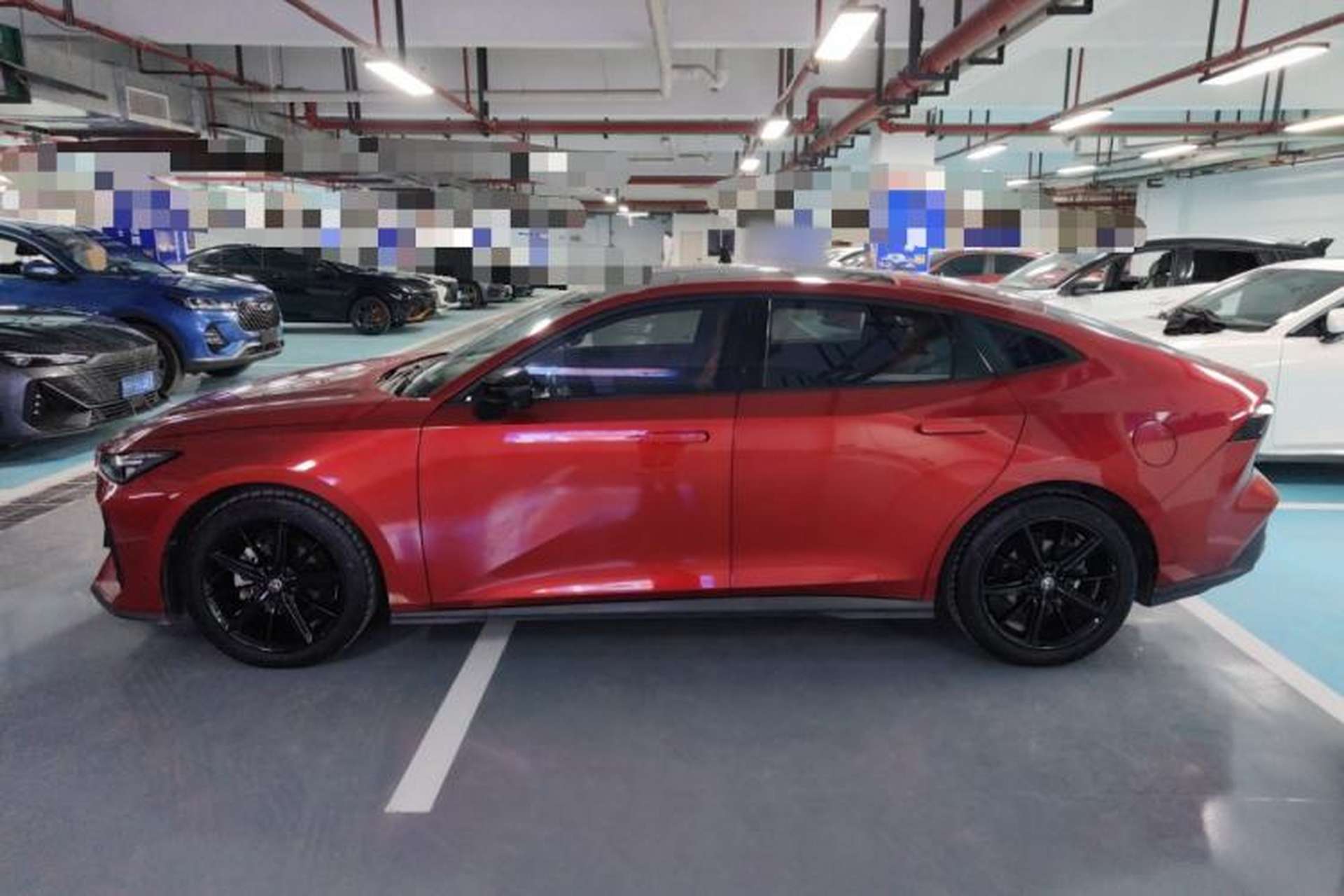Used CHANGAN UNI-V 2022 1.5T Prestige Version Left Side