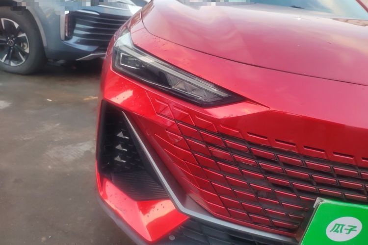 Used CHANGAN UNI-V 2022 1.5T Prestige Version Right Front Headlight