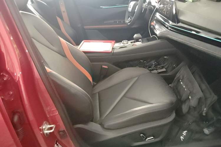 Used CHANGAN UNI-V 2022 1.5T Sport Edition Right Front Seat