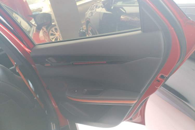 Used CHANGAN UNI-V 2022 1.5T Prestige Version Right Rear Door Interior