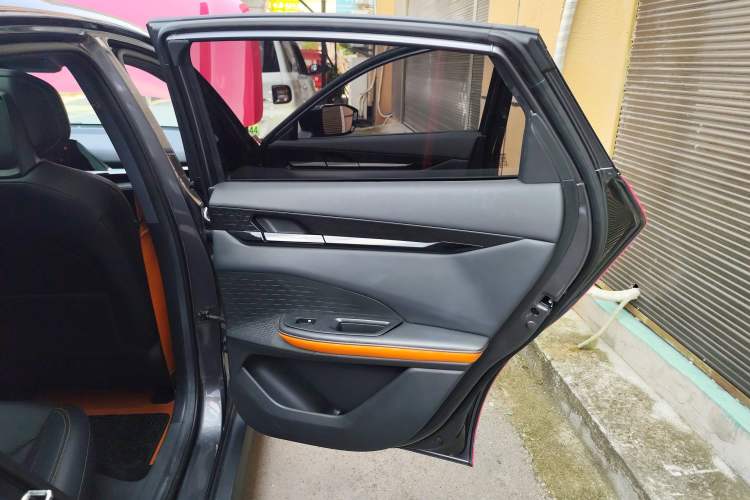 Used CHANGAN UNI-V 2022 1.5T Smart Navigation Version Right Rear Door Interior