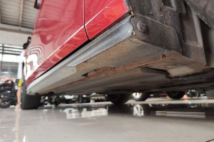 Used CHANGAN UNI-V 2022 1.5T Prestige Version Right Side Sill