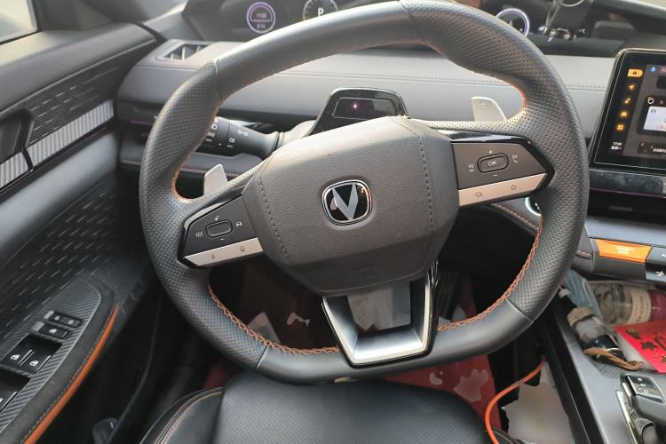 Used CHANGAN UNI-V 2022 1.5T Sport Edition Steering Wheel