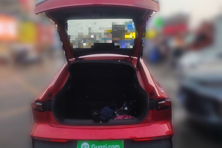 Used CHANGAN UNI-V 2022 1.5T Prestige Version Trunk