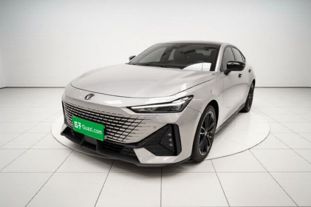 Used CHANGAN UNI-V 2022 1.5T Prestige Version