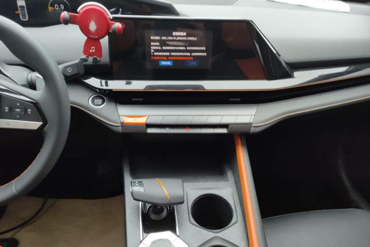 Used CHANGAN UNI-V 2022 1.5T Prestige Version Audio And AC Panel
