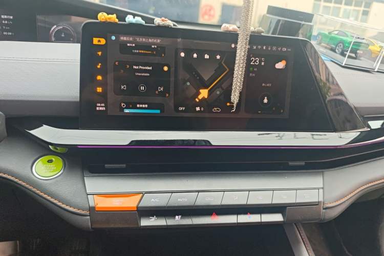 Used CHANGAN UNI-V 2022 1.5T Prestige Version Audio And AC Panel