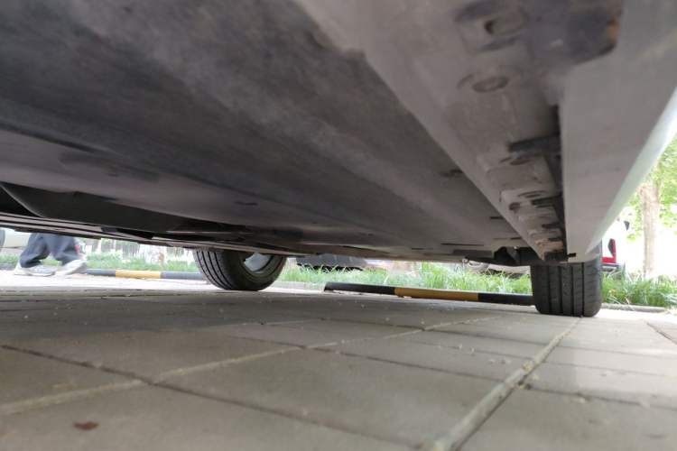 Used CHANGAN UNI-V 2022 1.5T Prestige Version Chassis Front Left