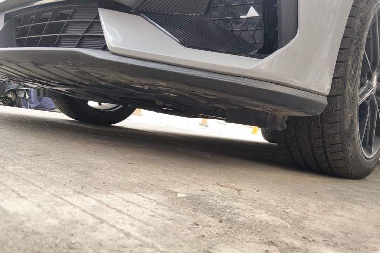 Used CHANGAN UNI-V 2022 1.5T Prestige Version Chassis Front Left