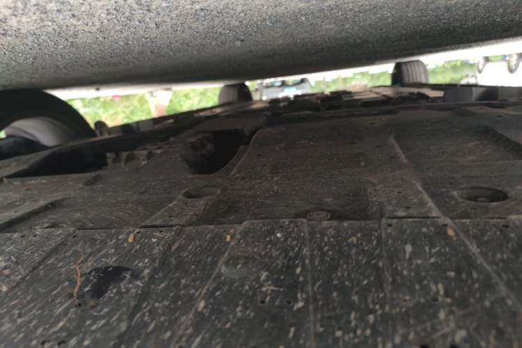 Used CHANGAN UNI-V 2022 1.5T Sport Edition Chassis Front