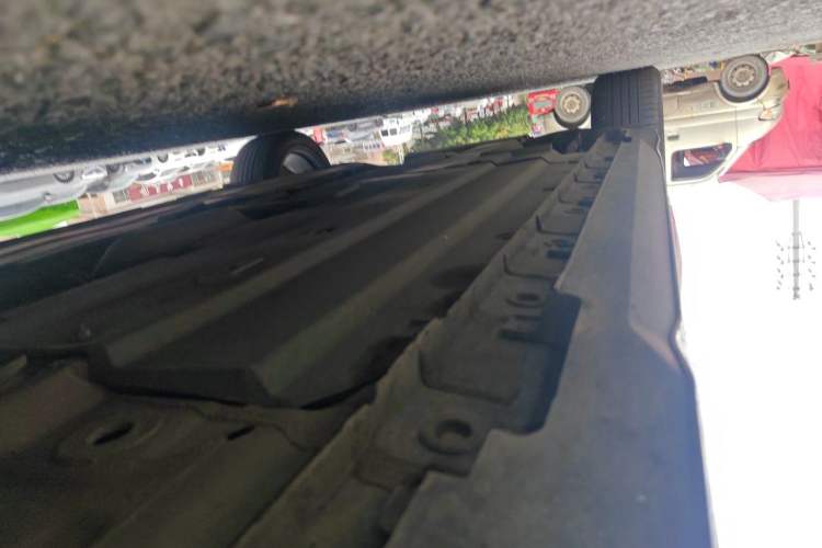 Used CHANGAN UNI-V 2022 1.5T Prestige Version Chassis Front Right