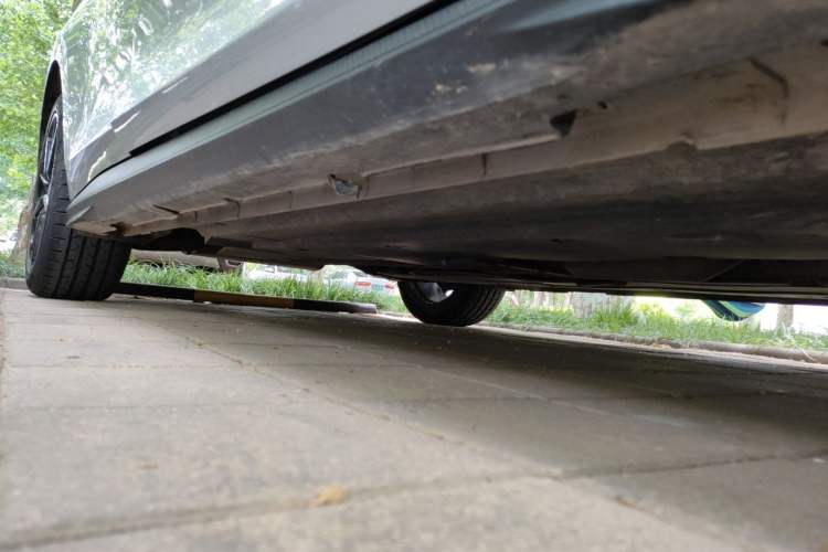Used CHANGAN UNI-V 2022 1.5T Prestige Version Chassis Front Right