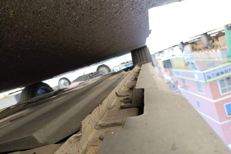 Used CHANGAN UNI-V 2022 1.5T Prestige Version Chassis Front Right