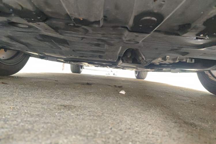 Used CHANGAN UNI-V 2022 1.5T Prestige Version Chassis Front