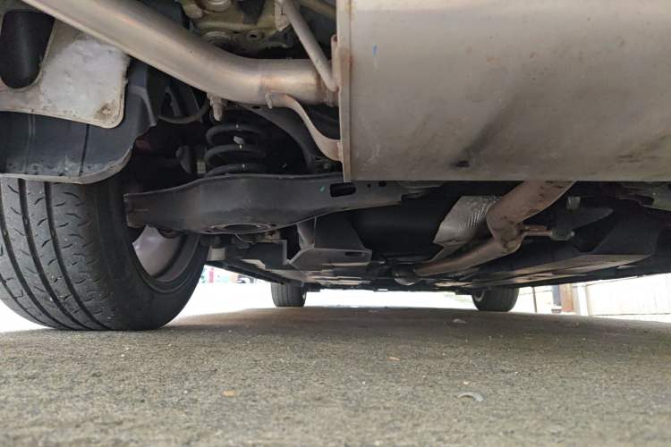 Used CHANGAN UNI-V 2022 1.5T Prestige Version Chassis Rear Left