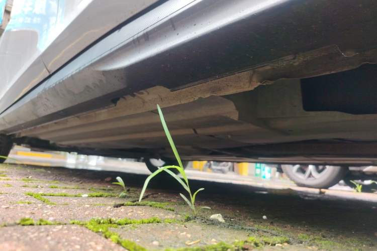 Used CHANGAN UNI-V 2022 1.5T Prestige Version Chassis Rear Left