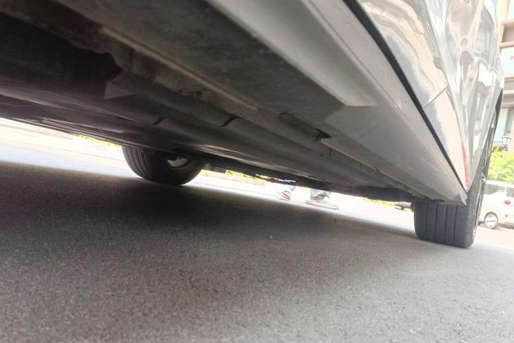 Used CHANGAN UNI-V 2022 1.5T Prestige Version Chassis Rear Right