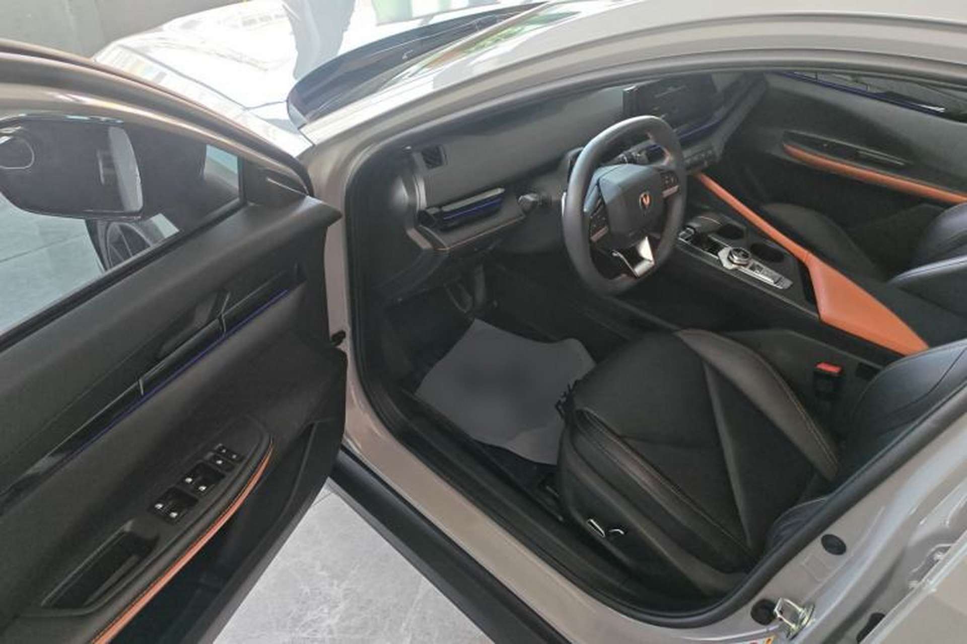 Used CHANGAN UNI-V 2022 1.5T Prestige Version Driver Seat
